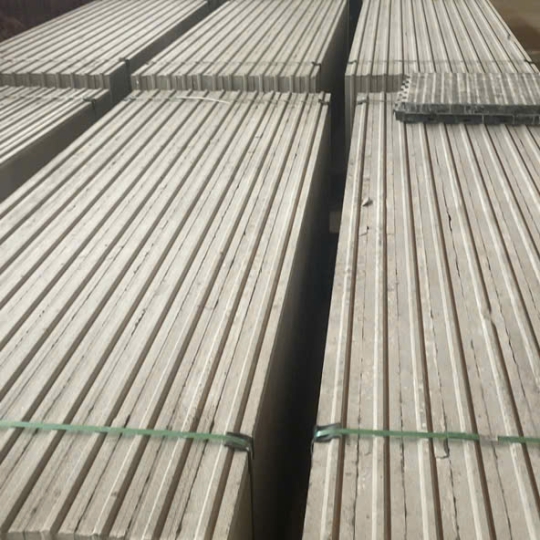 Bê tông nhẹ 100x600x3000- 1 lõi thép
