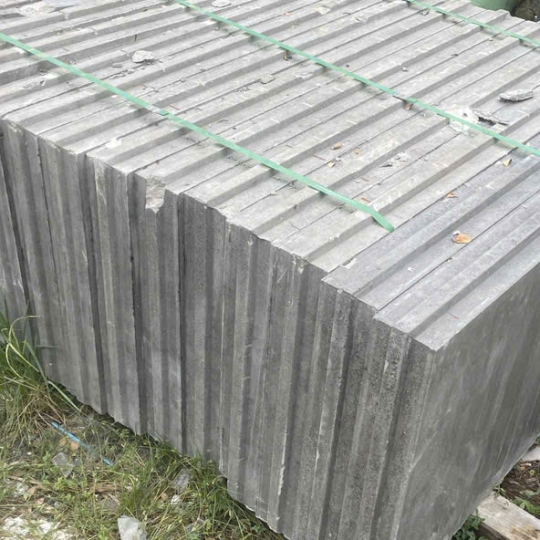 Bê tông nhẹ 50x600x3000-1 lõi thép